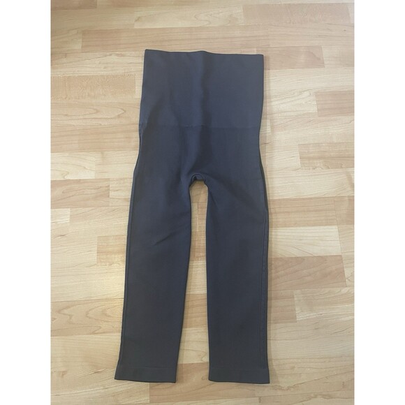 Belly Bandit Mother Tucker Postpartum Compression Capri Legging Size Small Gray - Picture 1 of 8
